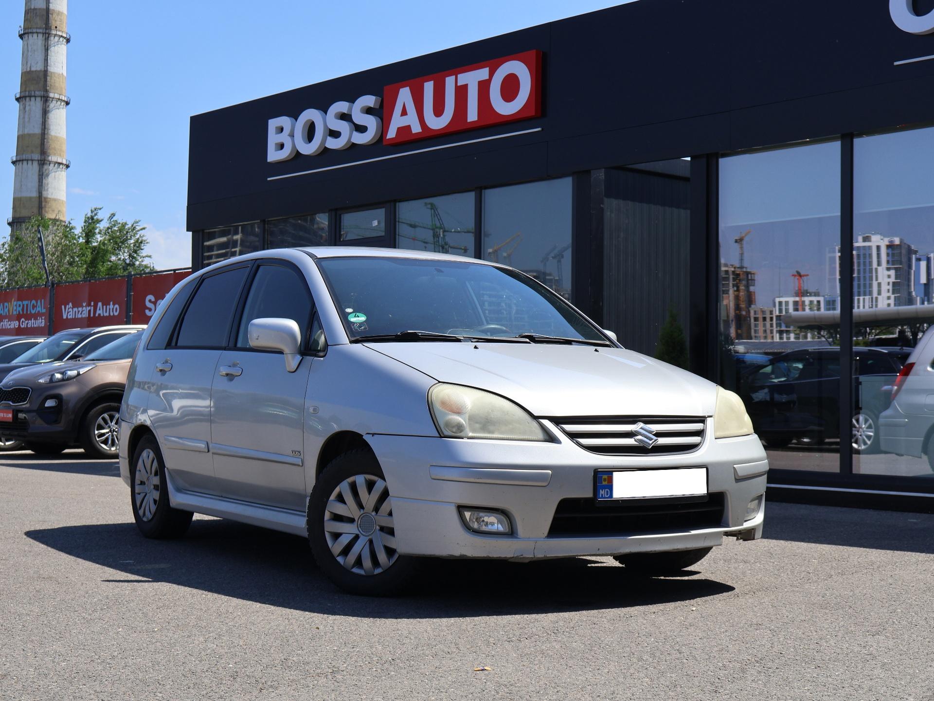 Suzuki Liana