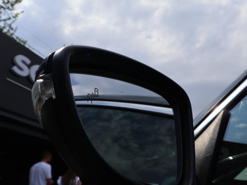 Car Thumb