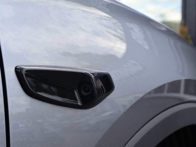 Car Thumb