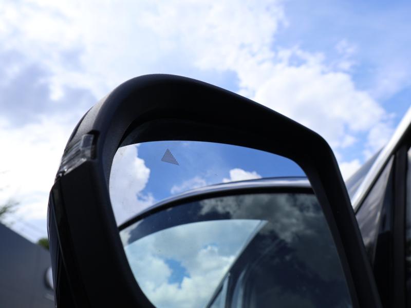 Car Thumb