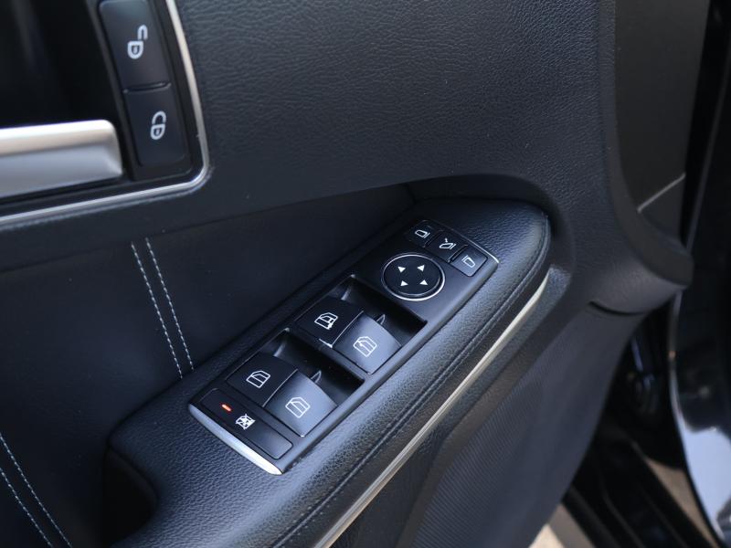 Car Thumb