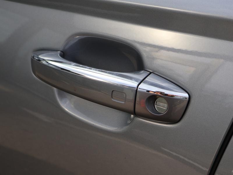 Car Thumb