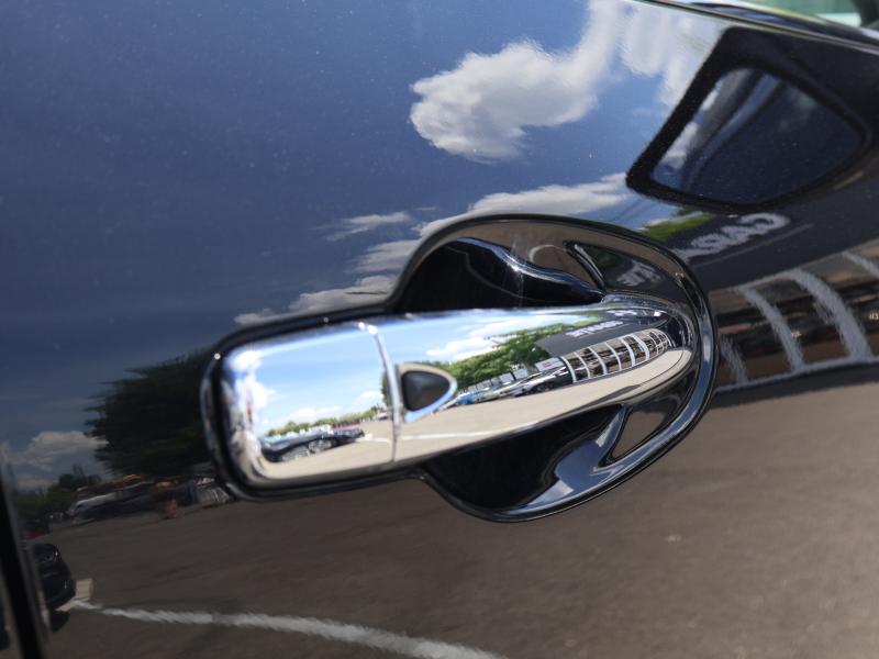 Car Thumb
