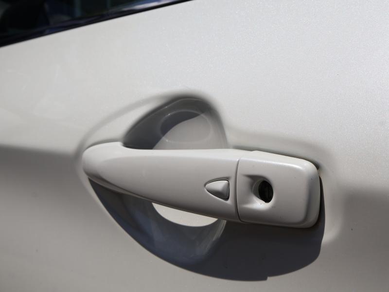 Car Thumb