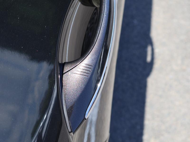 Car Thumb