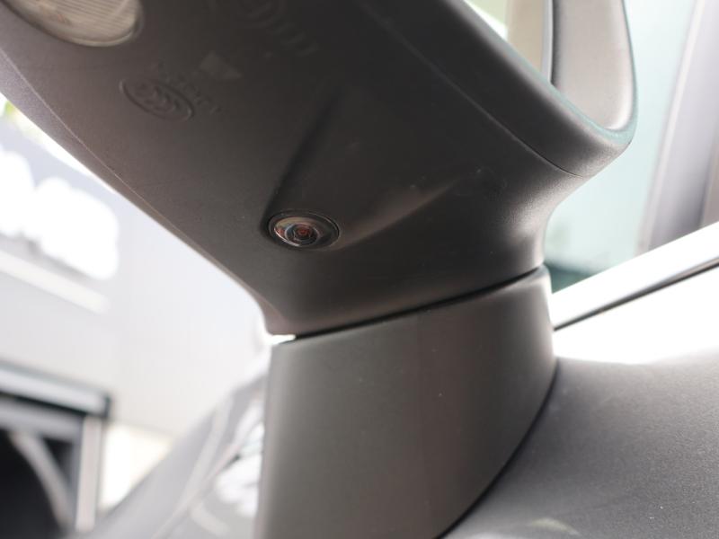 Car Thumb