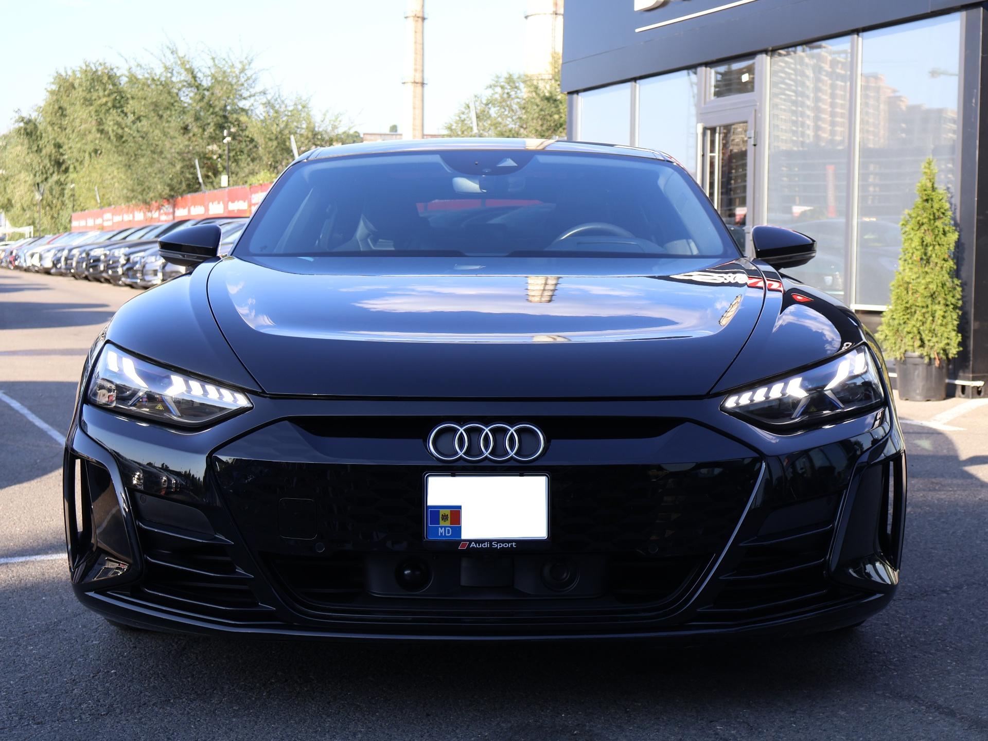 Audi E-tron GT