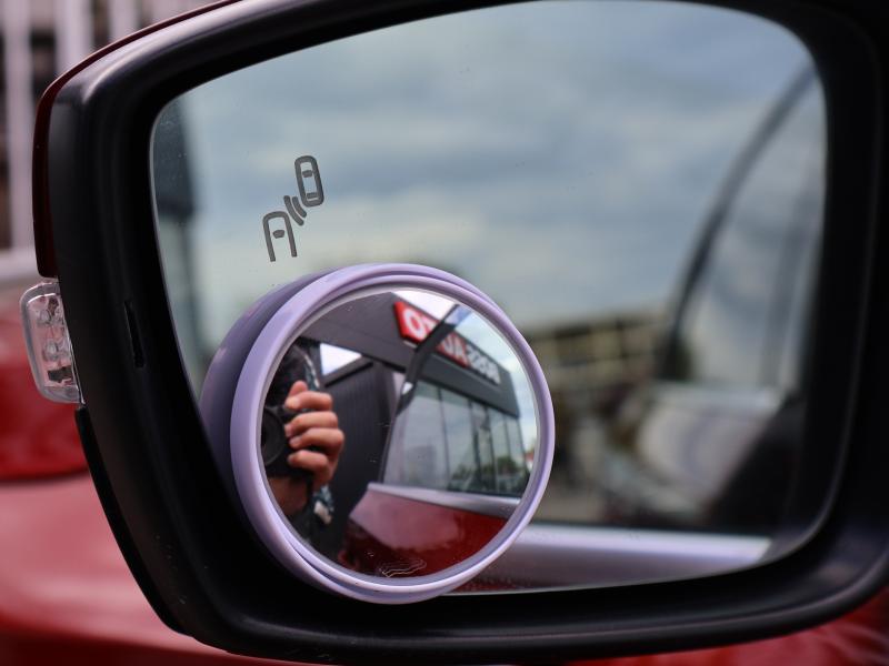 Car Thumb