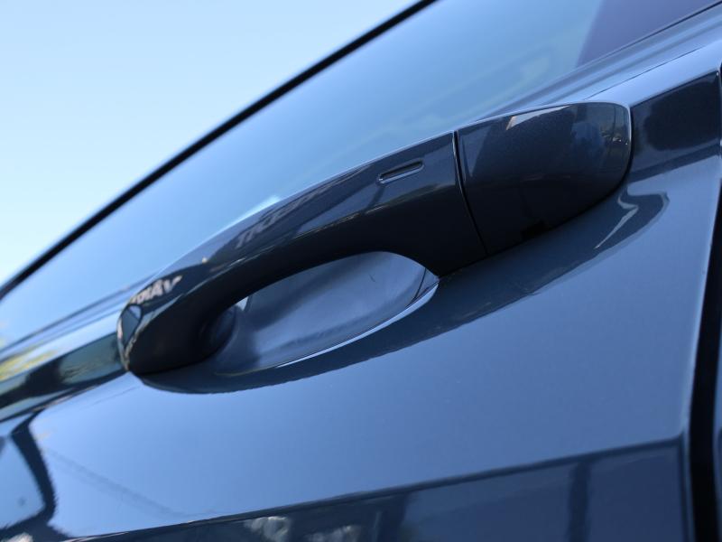 Car Thumb
