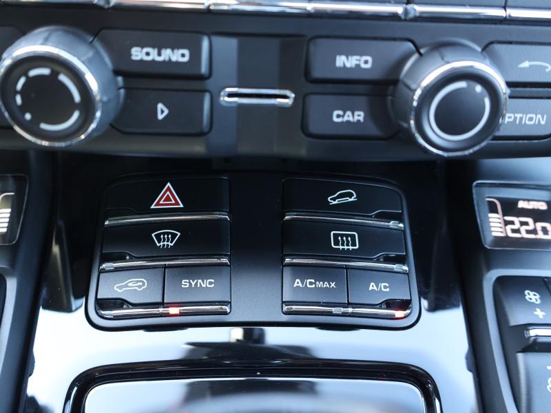 Car Thumb