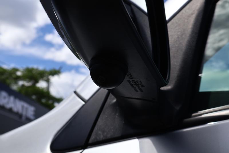 Car Thumb