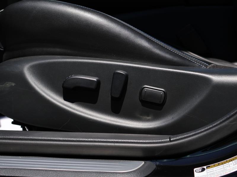 Car Thumb