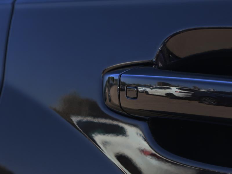 Car Thumb