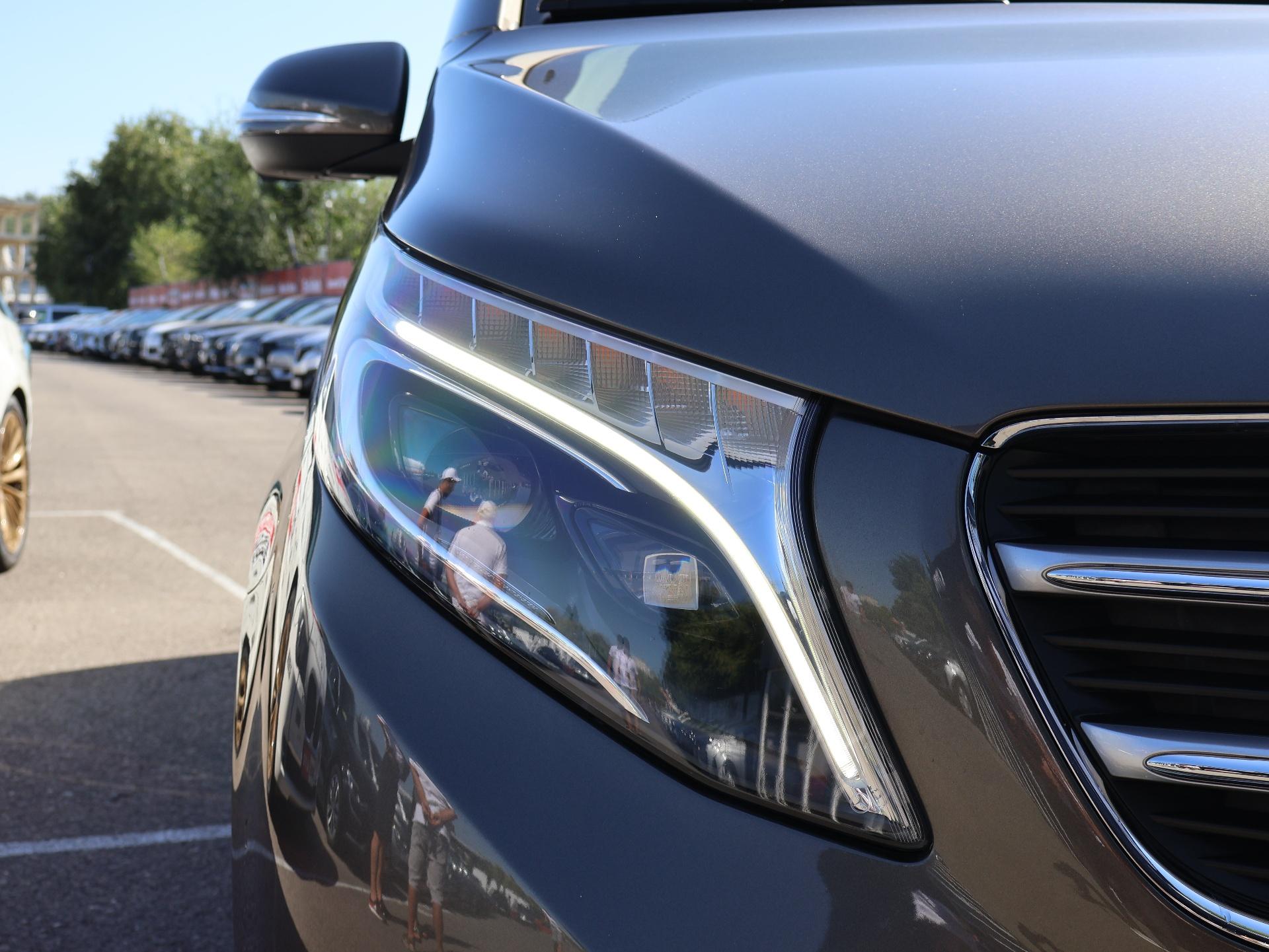 Mercedes-Benz V